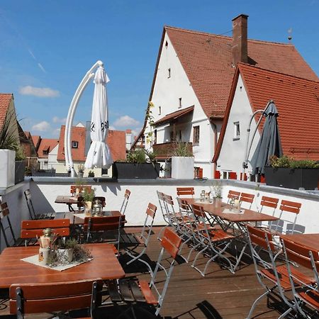 Готель Weinstube Sinas Brettl Нердлінген Екстер'єр фото